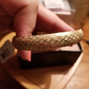 NWT flex bangle bracelet 10k gold